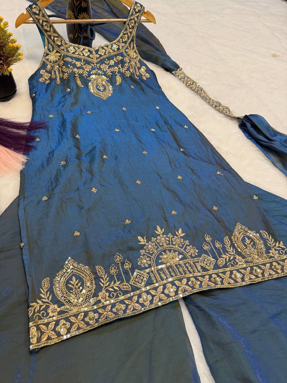 Deep Cyan Heritage Palazzo Set